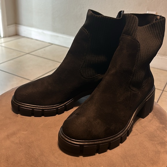 HAND MADE WOMEN SHOES COLOR BLACK SIZE 41 USED LIKE NEW - Picture 5 of 8